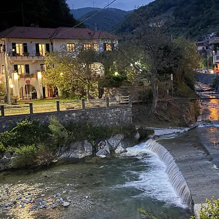 In A 5 Km Dal Mare * Albisola Superiore