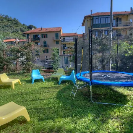 In A 5 Km Dal Mare * Albisola Superiore