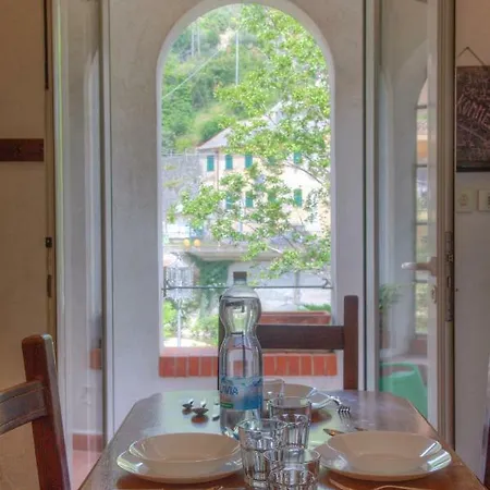 Villa In A 5 Km Dal Mare Albisola Superiore