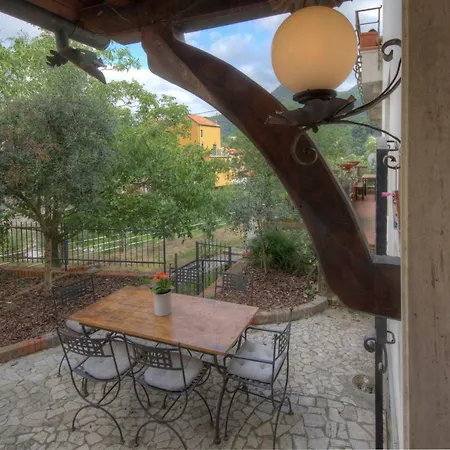 Villa In A 5 Km Dal Mare *