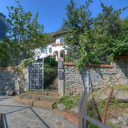 In A 5 Km Dal Mare Albisola Superiore