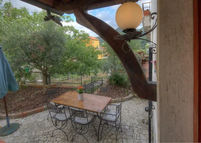 Villa In A 5 Km Dal Mare *