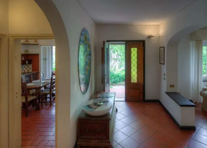 In A 5 Km Dal Mare Villa